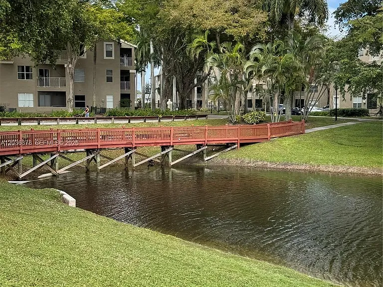 1825 Palm Cove Blvd #7-204 — Photo 19