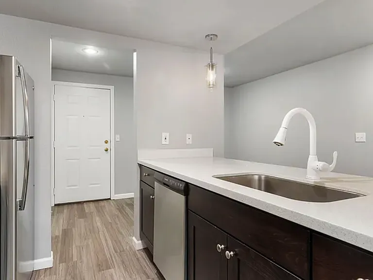 1158 N 91st St — Photo 31