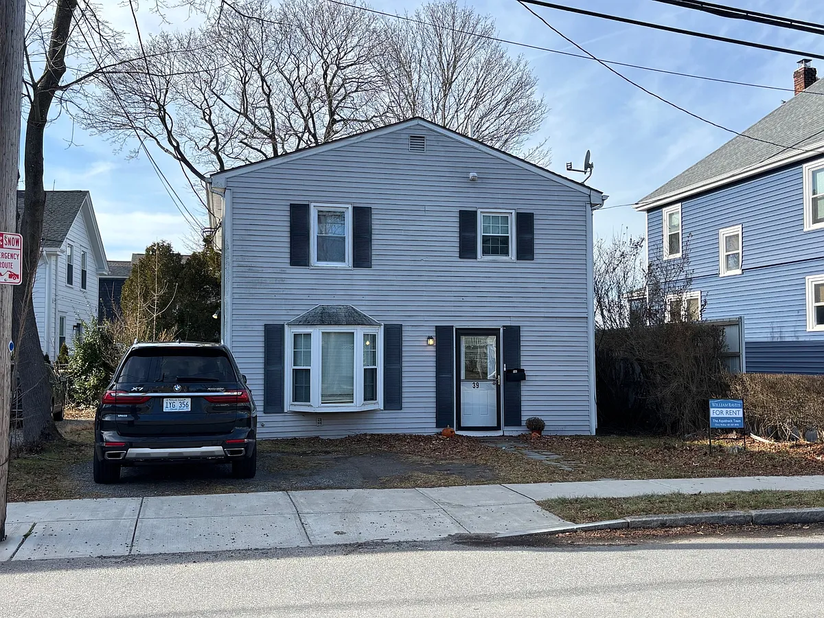 Building Photo - 39 Annandale Rd #H