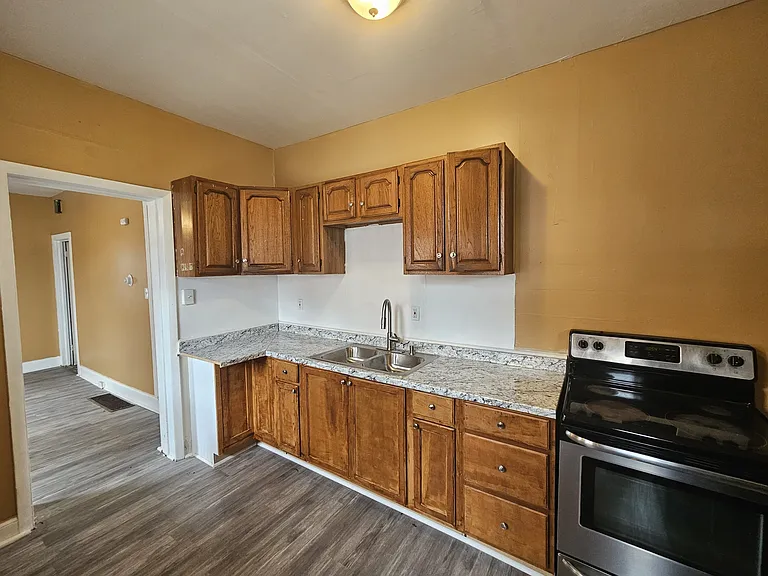 731 N Lumber St — Photo 11