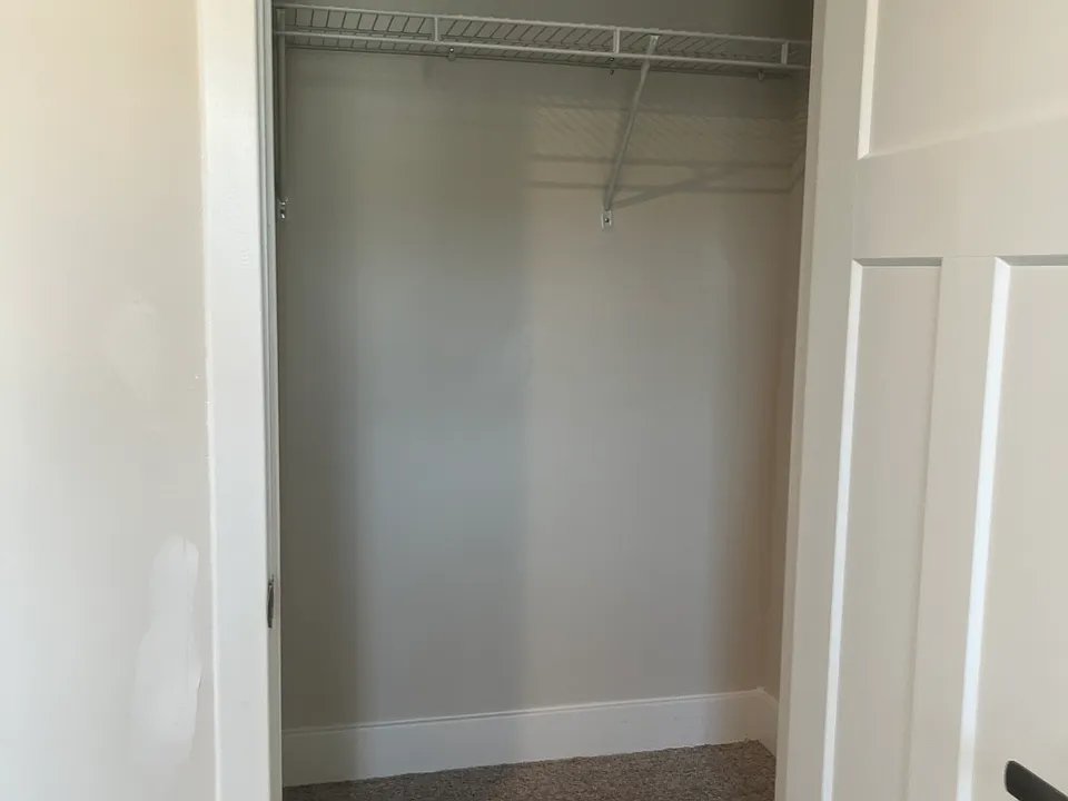 221 Lorewood Park Rd #221