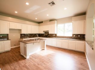 1250 Shadowcrest Ln, Fallbrook, CA 92028