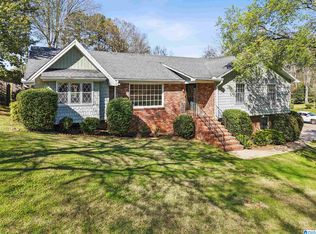 825 Shadywood Ln, Birmingham, AL 35206
