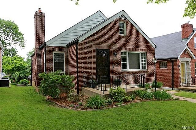 1st image of 6563 Winona Ave