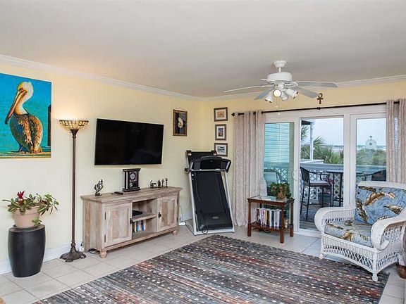 3rd image of 8522 Gulf Blvd APT 18