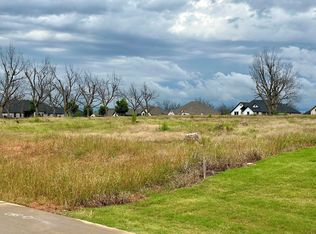 2120 Middlewood Cir, Granbury, TX 76049