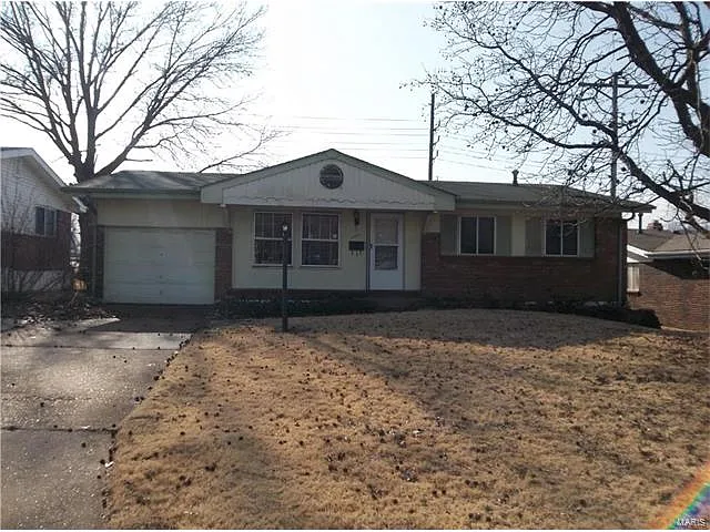 2408 Burchard Dr photo 1