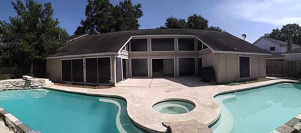 1st image of 12511 Briar Forest Dr