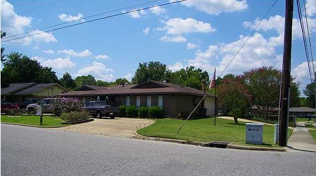 1st image of 2200 Cottingham Dr