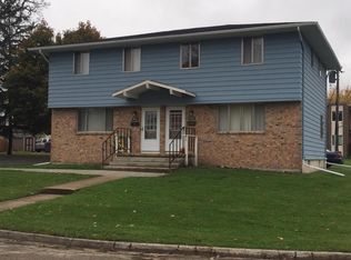 906 Gail Pl, Fort Atkinson, WI 53538