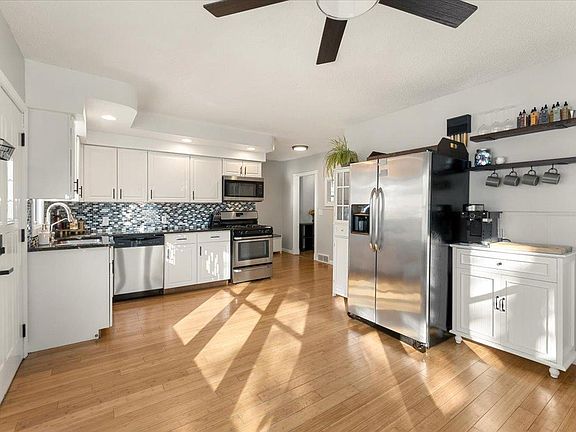 2nd image of 224 Janice Ave