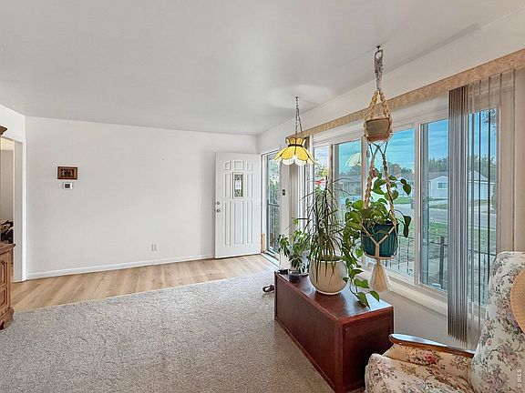5th image of 255 California St