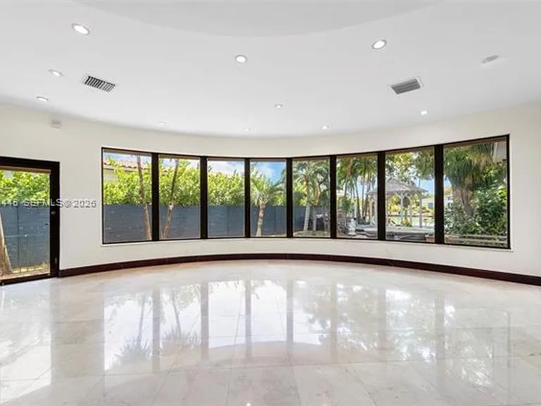 540 S Shore Dr — Photo 19