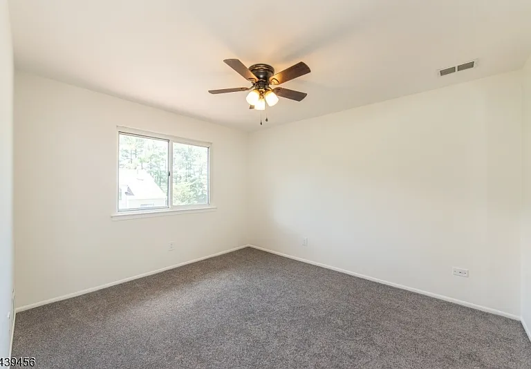 50 Castle Ridge Dr — Photo 22