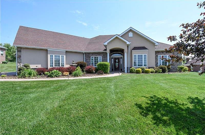 1st image of 2070 Totteridge Dr