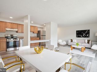 19633 Gunners Branch Rd #523, Germantown, MD 20876