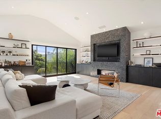 627 Sunset Ave, Venice, CA 90291
