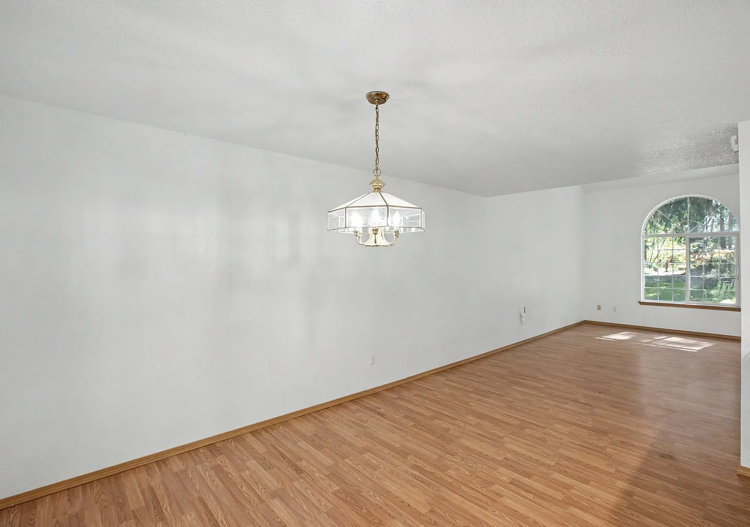 Beautiful 3-Bedroom Home in a Gated Community with Resort-Style Amenities — Photo 4