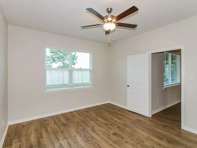 149 Dogwood Point Dr — Photo 8