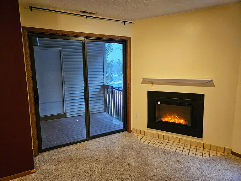 1570 W Pond Dr #32 — Photo 5