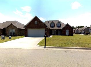 1523 W 14th Ave, Stillwater, OK 74074