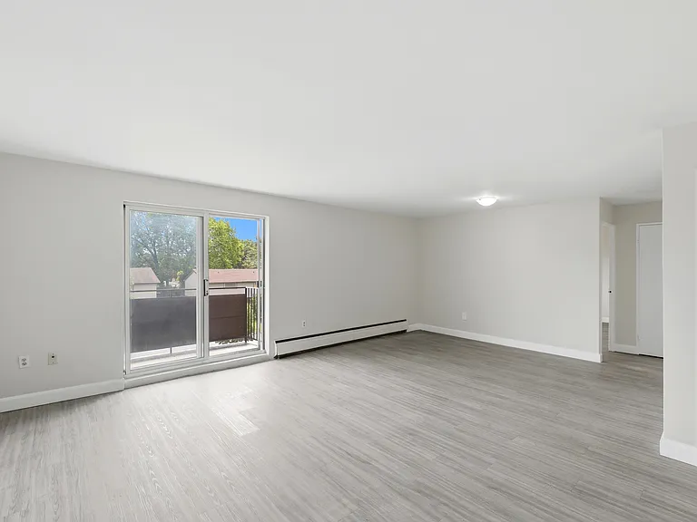 99 Cartier Rd — Photo 14