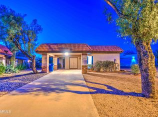 2611 N Doral Cir, Mesa, AZ 85215