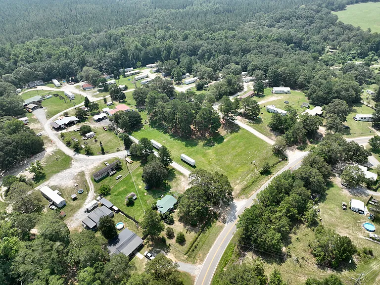 Adams Mobile Home Park — Photo 2