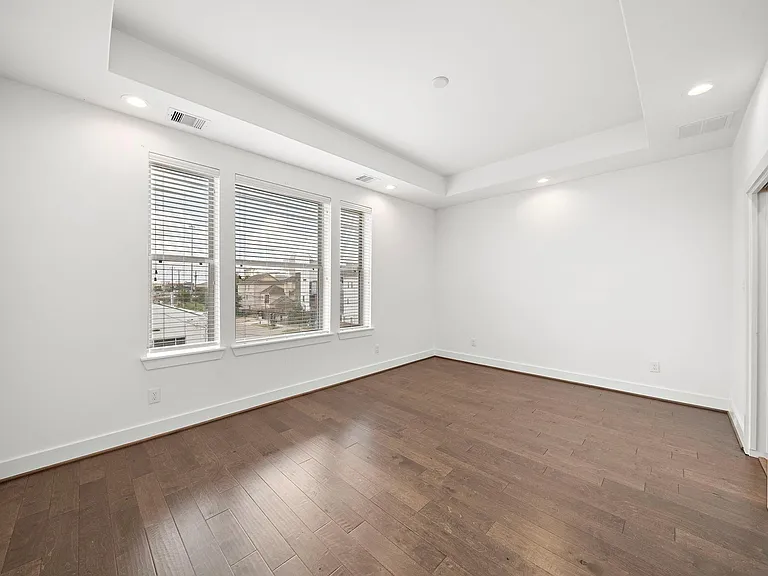 2603 Hutchins St — Photo 25