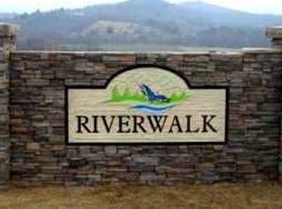 37 Riverwalk Cir, Hayesville, NC 28904