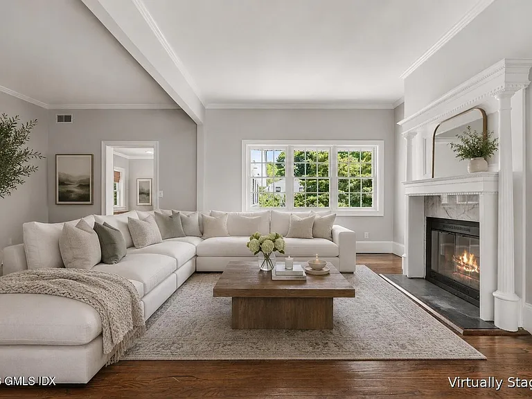 97 Riverside Ave — Photo 4