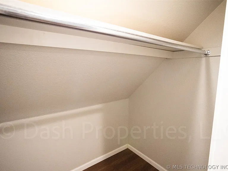 821 S Quaker Ave — Photo 67