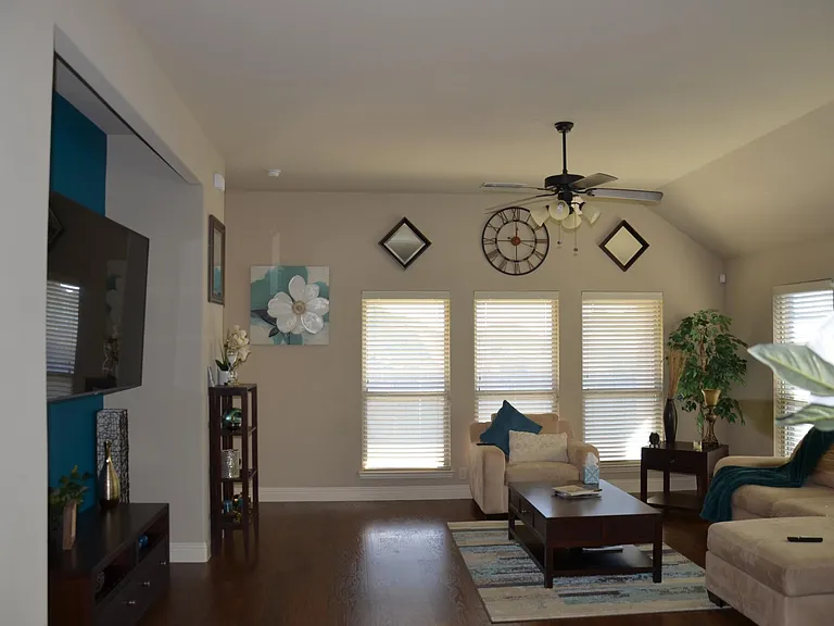 1207 Star Grass Dr — Photo 16