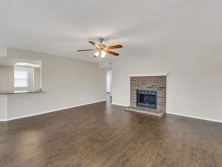 5033 Winder Ct — Photo 7
