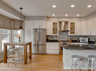 3001 Fallswood Glen Ct, Falls Church, VA 22044