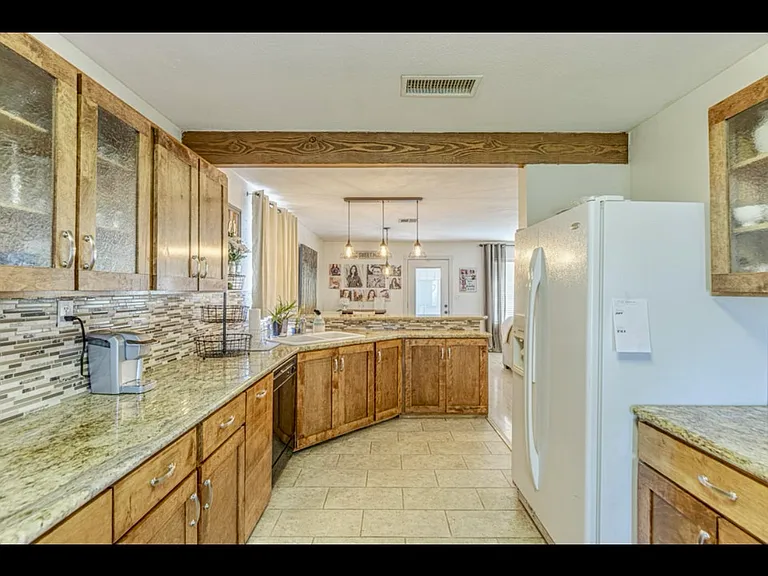 2108 Knollwood Ct — Photo 9