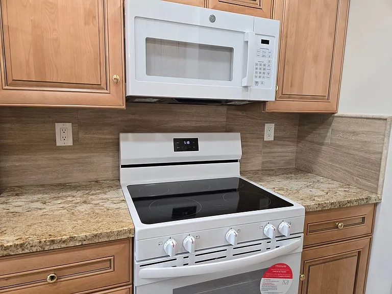 4743 Jackson St #64 — Photo 8