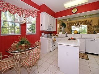 4th image of 624 Vintage Reserve Ln APT A