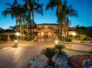 1049 Amarillo Dr, Claremont, CA 91711