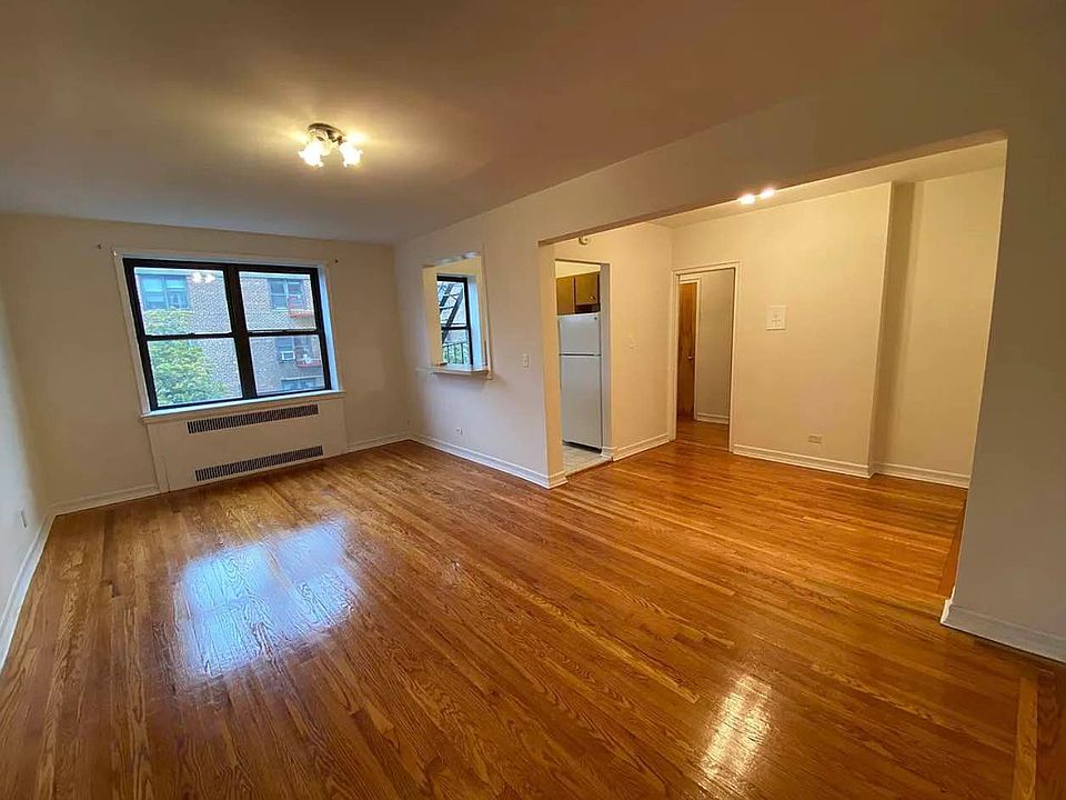 2nd image of 52 92nd St #H5