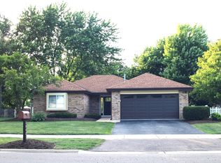 3042 Bar Harbour Rd, Aurora, IL 60504