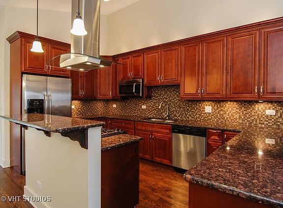 4th image of 8834 Congress Park Ave