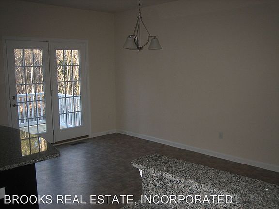 5th image of 148 Parkway Ct