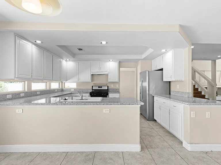 1006 Aspen Breeze Ave — Photo 10