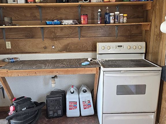 5th image of 15 Brando Rd