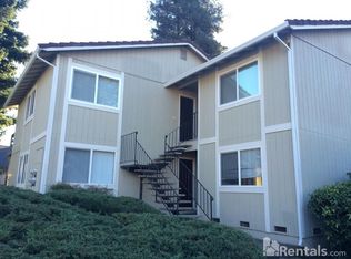 940 Civic Center Dr APT 3, Rohnert Park, CA 94928