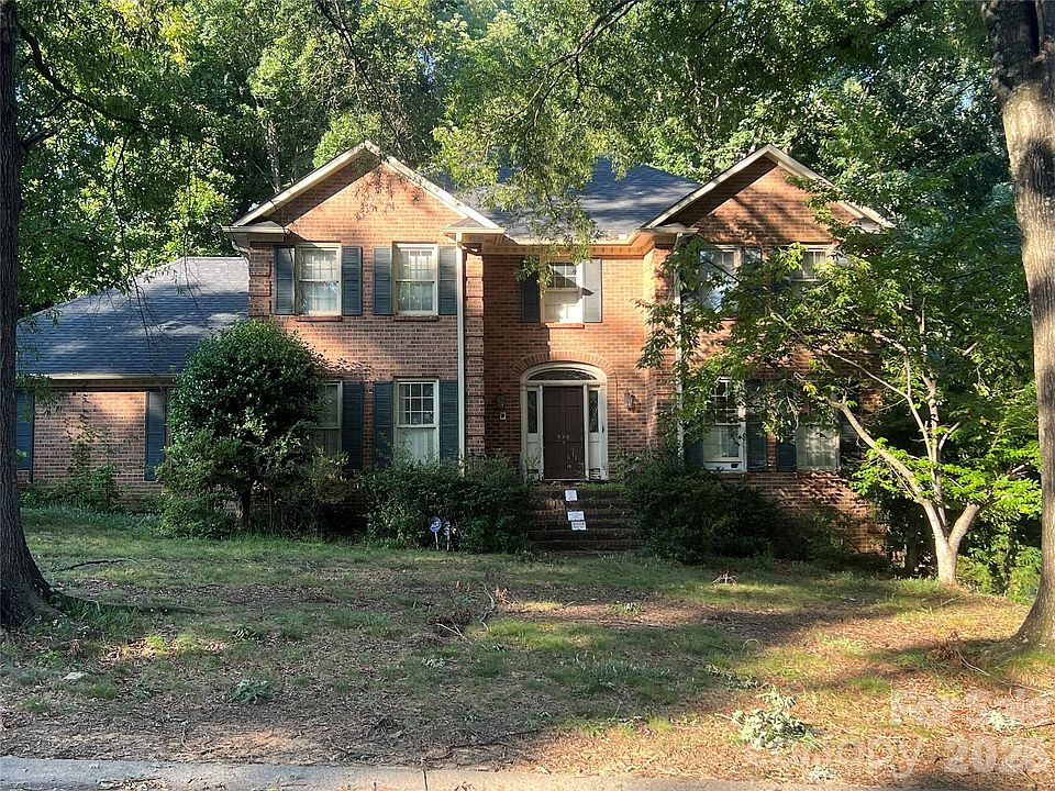 1st image of 2736 Wamath Dr