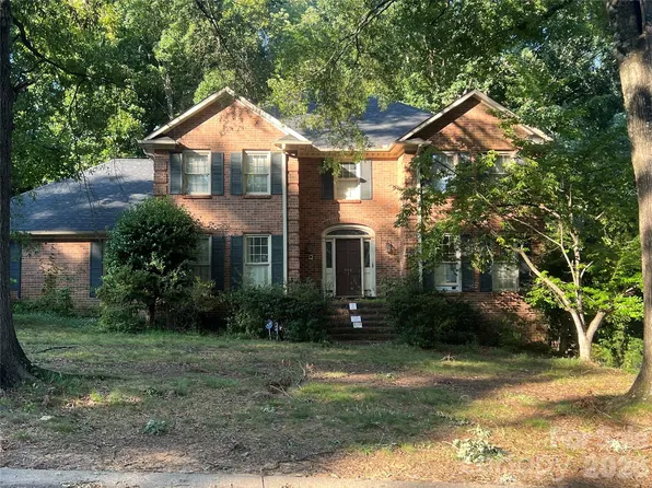 2736 Wamath Dr, Charlotte, NC 28210