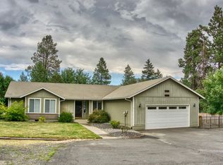 1361 Tucker Rd, Hood River, OR 97031