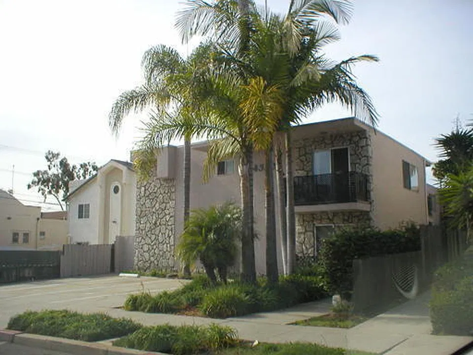 4338 Illinois St #7